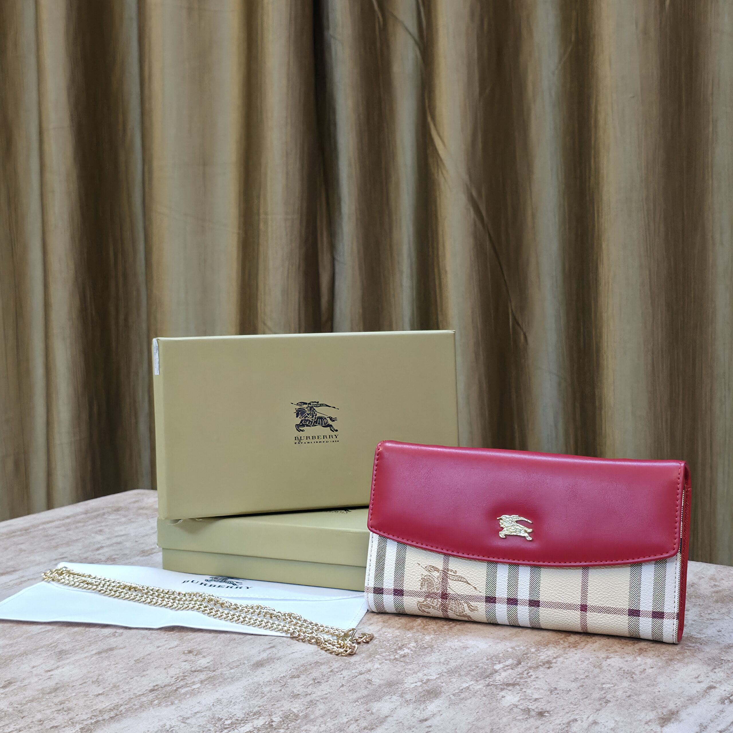 Burberry Premium Ladies Wallet