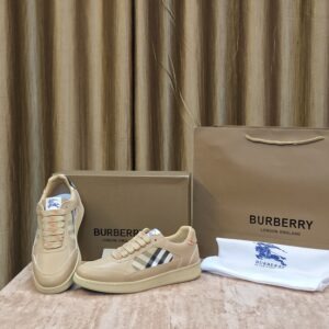 B@rberry Premium Sneakers