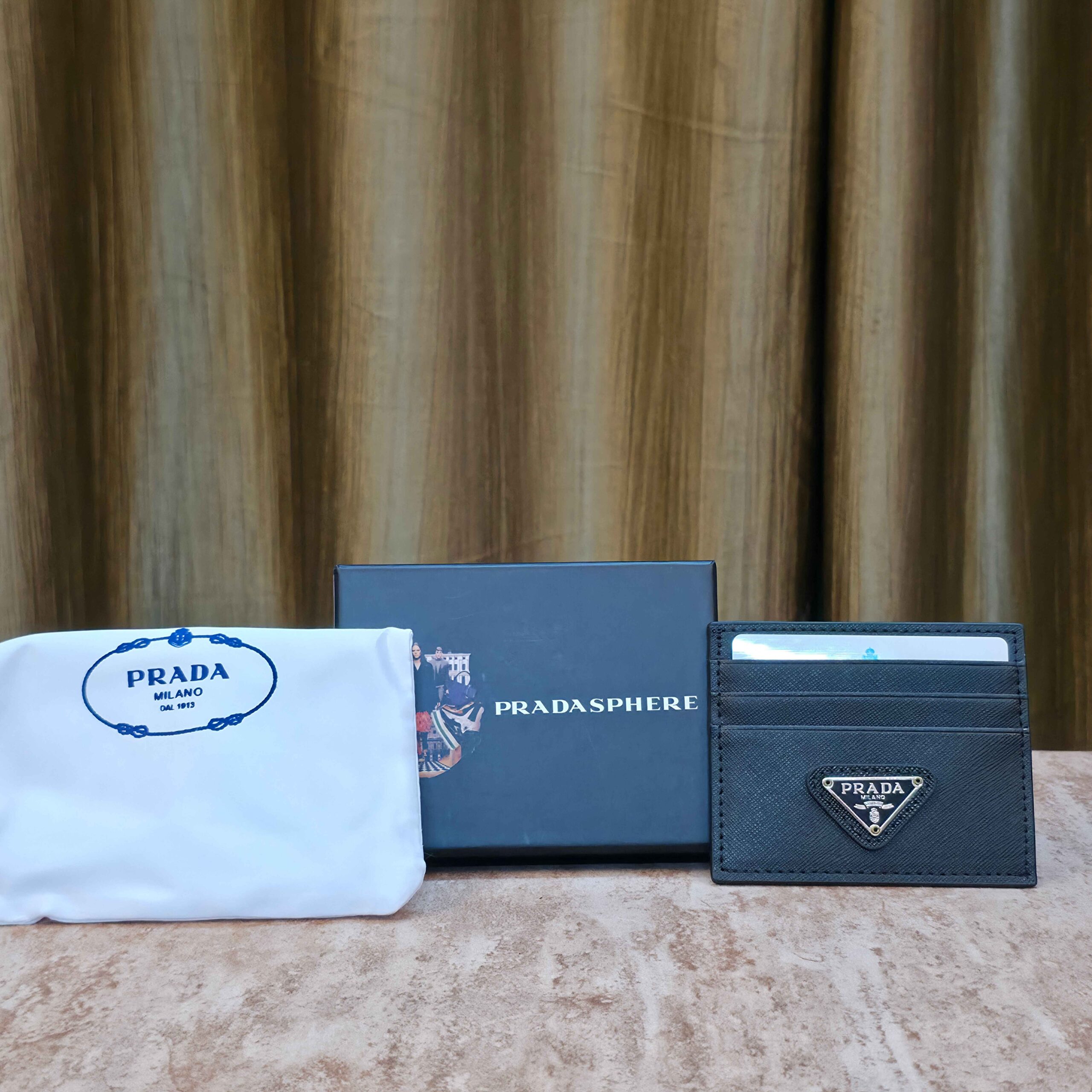 Pr@da Premium Card Holder