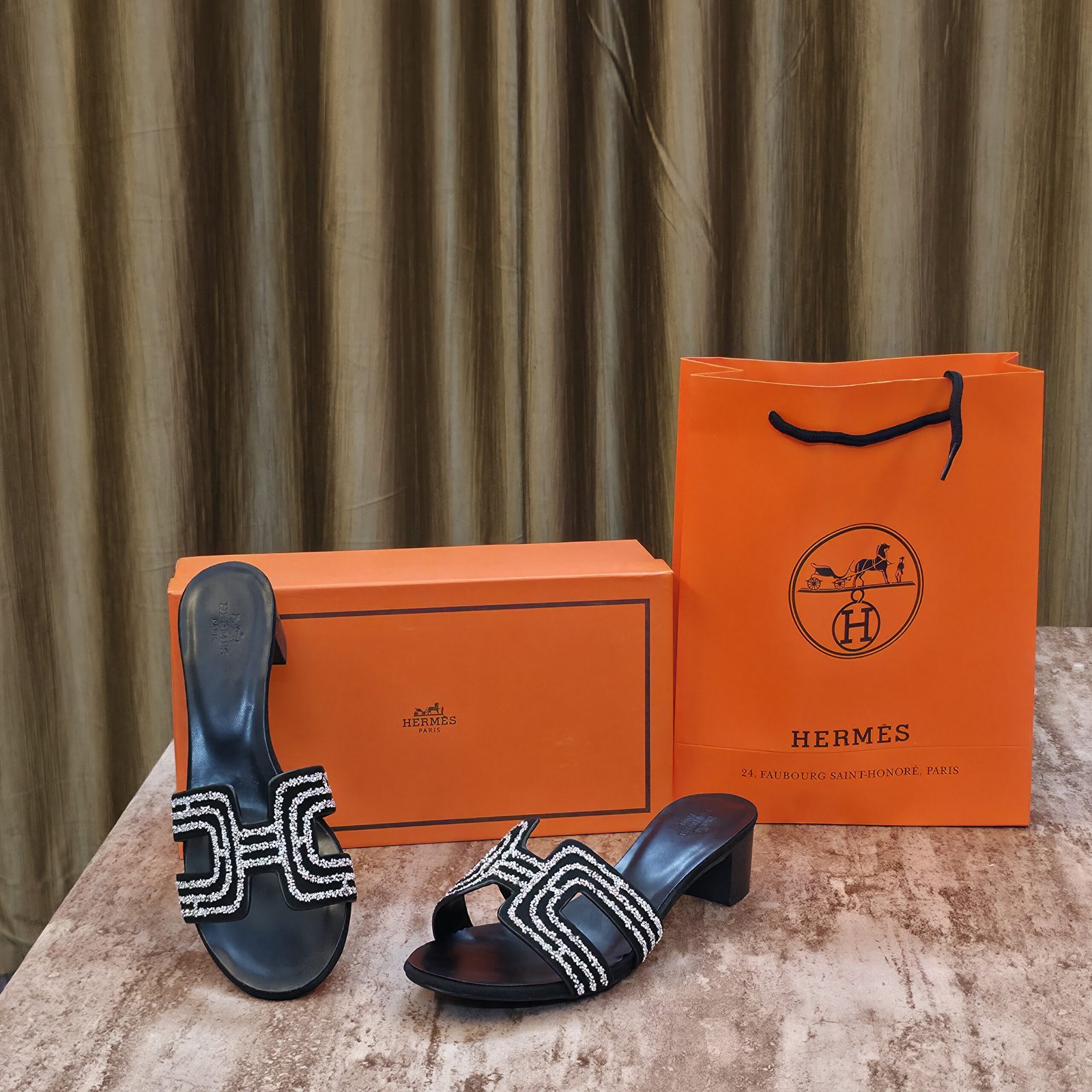 Herme$ Premium Footwear