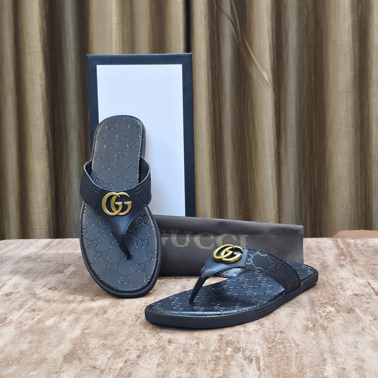 Gucc! Premium Slides